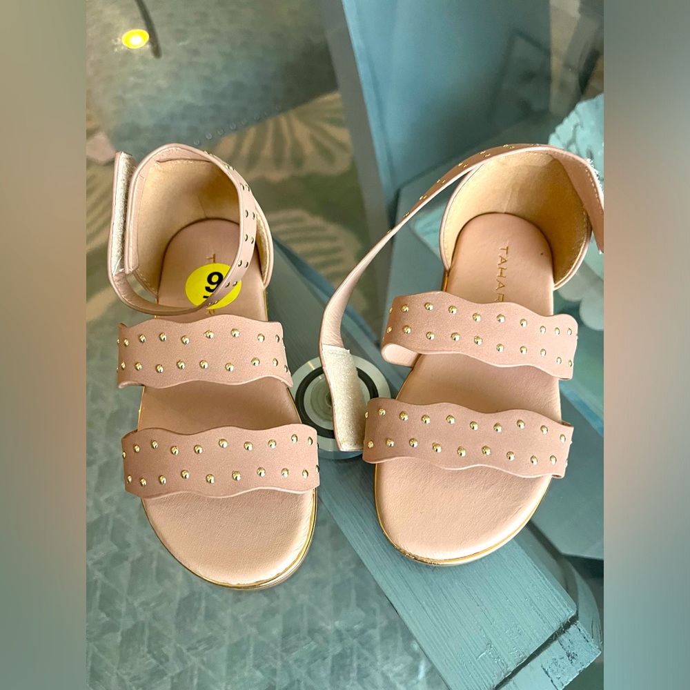 Tahari toddler sandals 9T NOWT